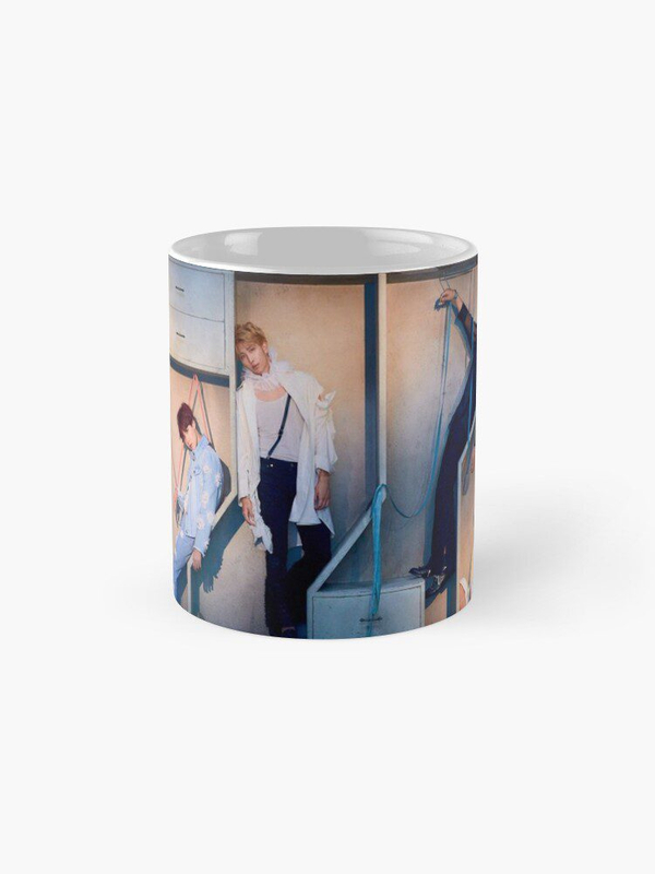 ماگ گروه BTS | ماگ گروه بی تی اس طرح Eat  Sleep  BTS  Repeat