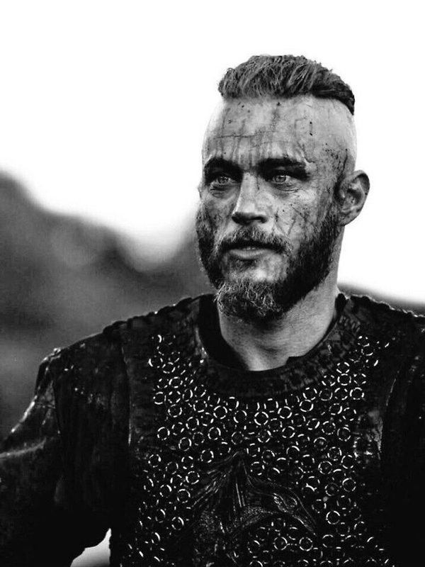 تی شرت پریمیوم وایکینگ ها | Ragnarr Loðbrok