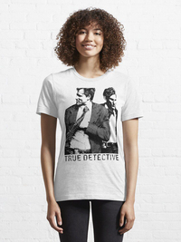 تی شرت طرح کارآگاه حقیقی | Essential T-Shirt