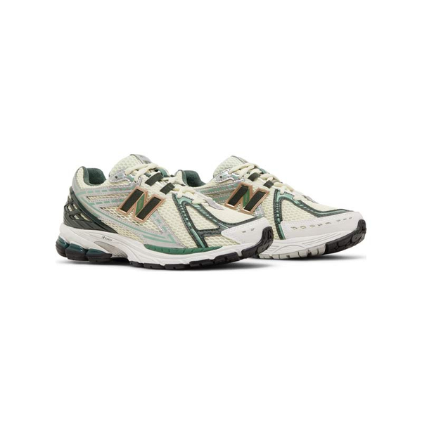 کفش کتونی نیوبالانس سبز new balance ۷۲۵