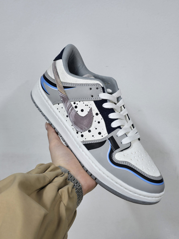 کفش نایک جردن 1 طرح کهشکشانی طوسی Jordan 1 Low Galaxy