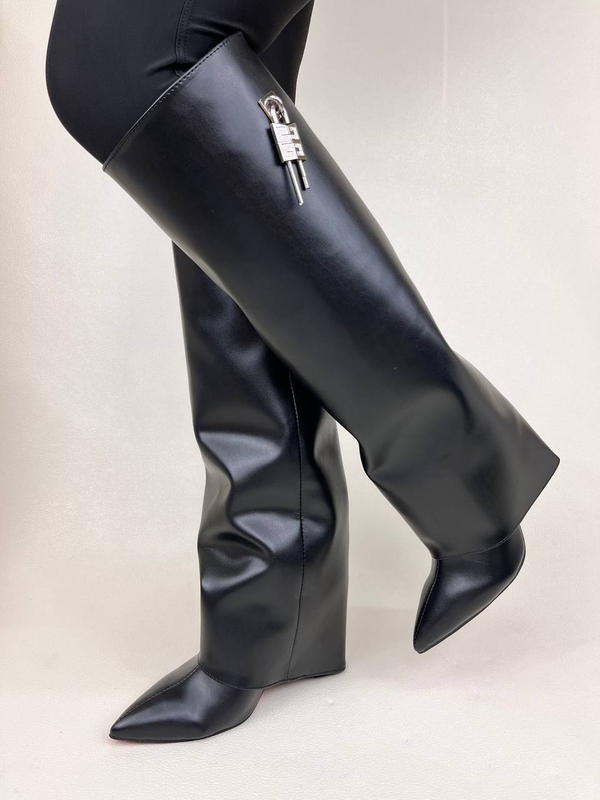 بوت زنانه پاشنه دار دامنی ژیوانشی GIVENCHY کد 1696 دختر طهرونی کد 675