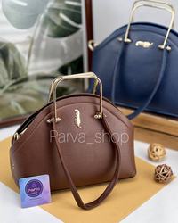 کیف آویسا