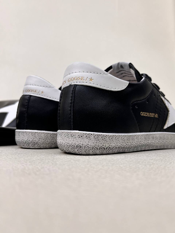 کتونی ونس زنانه گولدن گوس اس استار GOLDEN GOOSE SSTAR کد  1  1661