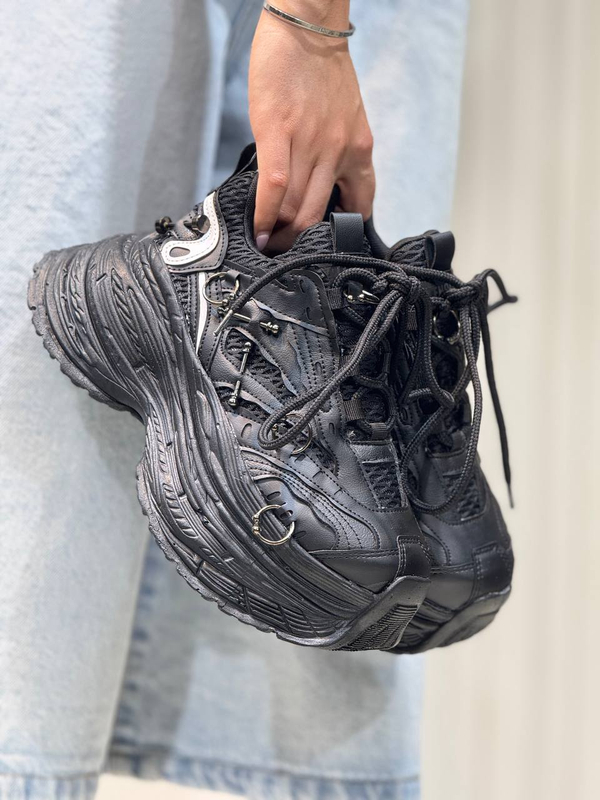 کتونی زنانه بالنسیاگا پرسینگ لژ دار  balenciaga کد 1240