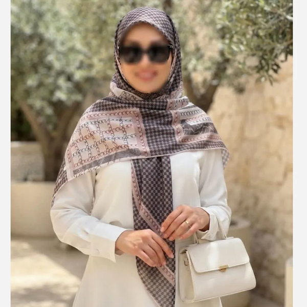 روسری نخ کاستوم طرح منو قواره بزرگ 140 سانتیمتر
