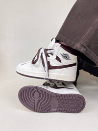کتونی ساقدار زنانه ساقدار ایر جردن 1 اما مانیر 1 NIKE AIR JORDAN کد 912
