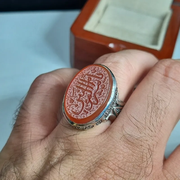 انگشتر مردانه نقره عقیق سرخ خطی امیرالمومنین ع