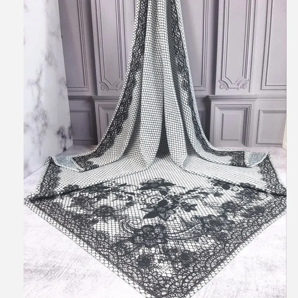روسری نخی کاستوم طرح گیپور سایز 140 در 140