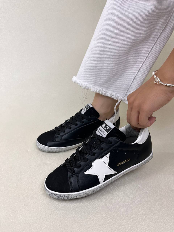 کتونی ونس زنانه گولدن گوس اس استار GOLDEN GOOSE SSTAR کد  1  1661