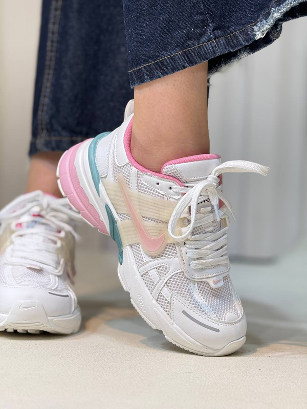 کتونی زنانه نایک وی تو کی nike V2K Run Womans کد 1144