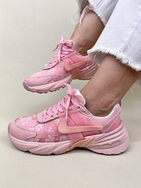 خرید  کتونی زنانه نایک  وی تو کی طرح گلدار   nike v2k Flowers Run Womans 