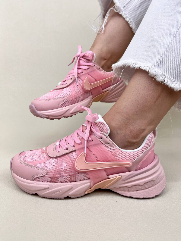 خرید  کتونی زنانه نایک  وی تو کی طرح گلدار   nike v2k Flowers Run Womans 