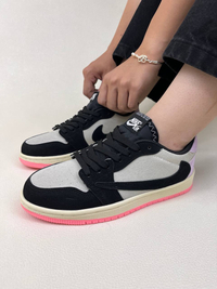 خرید  کتانی ونس زنانه ایر جردن وان لو اسکات تراویس نایک AIR jordan 1 low Travis Scott 