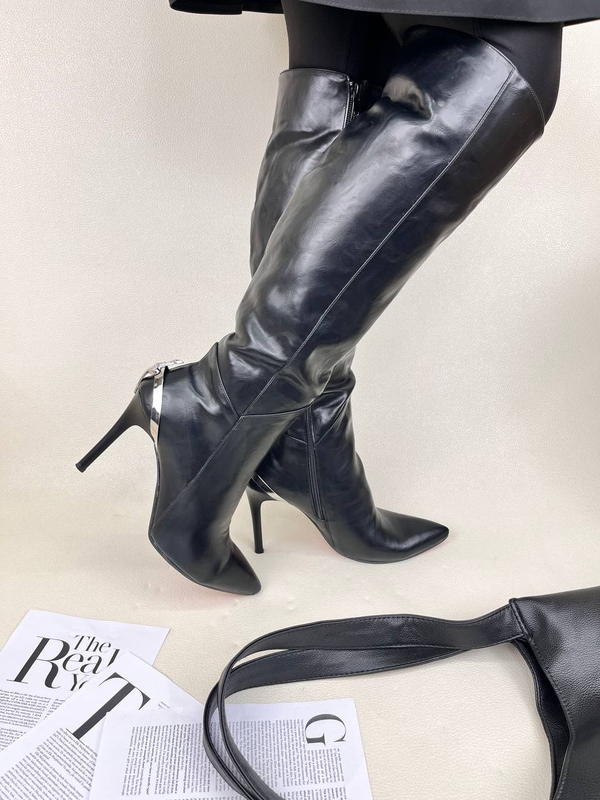 بوت زنانه پاشنه دار شمشیری کریستین لوبوتین Loboutin heels sword 💖 کد 1747 دختر طهرونی