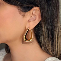 گوشواره اشکی طلایی طرح مرمر نود