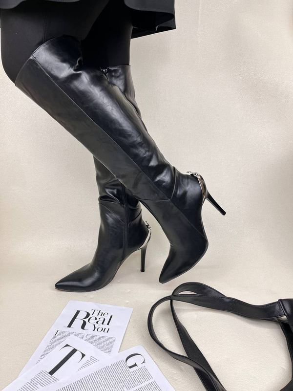 بوت زنانه پاشنه دار شمشیری کریستین لوبوتین Loboutin heels sword 💖 کد 1747 دختر طهرونی