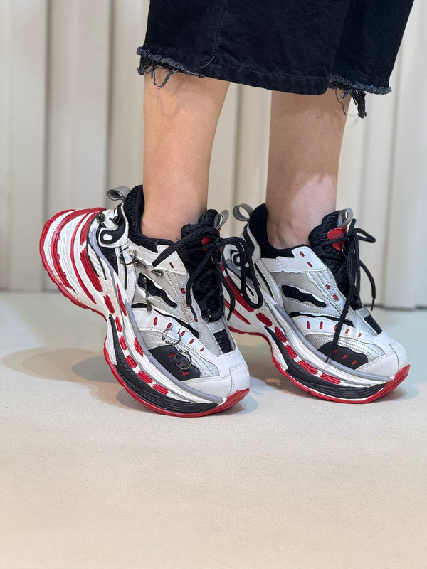 کتونی زنانه بالنسیاگا پرسینگ لژ دار  balenciaga کد 1240