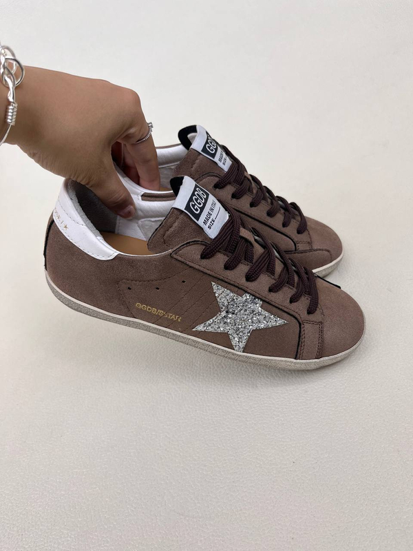 کتونی ونس زنانه گولدن گوس اس استار GOLDEN GOOSE SSTAR کد  1  1661