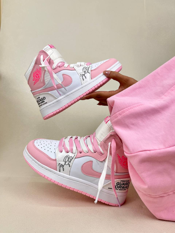 خرید  کتونی ساقدار زنانه ساقدار ایر جردن 1 امضای شیکاگو صورتی 1 NIKE AIR JORDAN 