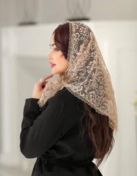 خرید روسری سه گوش گیپور دور دانتل طرح دار کرم رنگ 110 سانتیمتر 