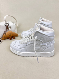 کتونی ساقدار زنانه ایر جردن 1 1 NIKE AIR JORDAN کد 912