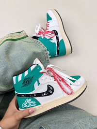 کتونی ساقدار زنانه ایر جردن 1 مدل کریسمس 1 NIKE AIR JORDAN کد 912