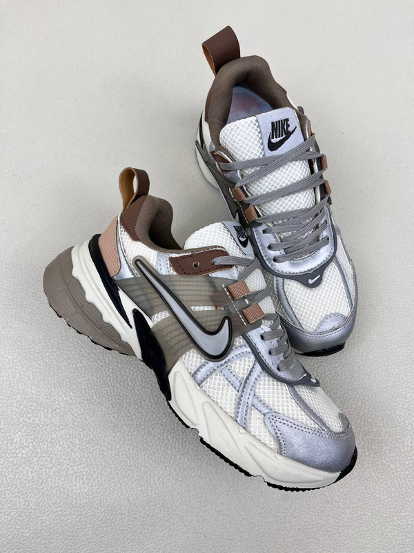 کتونی زنانه نایک وی تو کی nike V2K Run Womans کد 1144