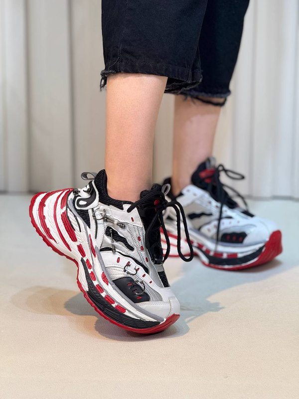 کتونی زنانه بالنسیاگا پرسینگ لژ دار  balenciaga کد 1240