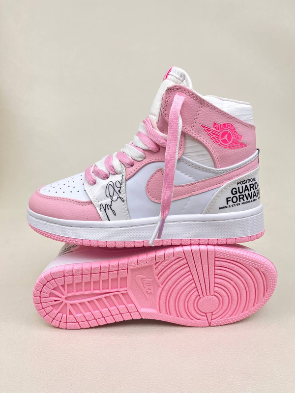 کتونی ساقدار زنانه ساقدار ایر جردن 1 امضای شیکاگو صورتی 1 NIKE AIR JORDAN کد 912