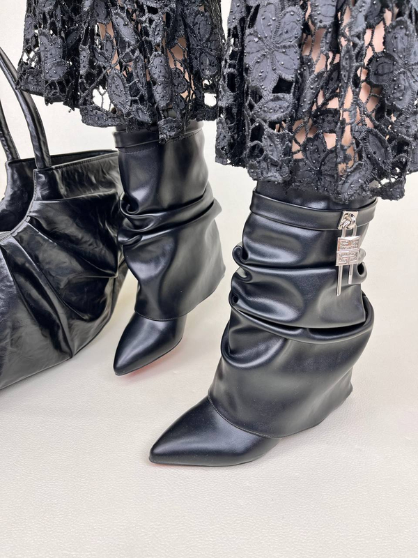 نیم بوت پاشنه دار زنانه ژیوانشی چروک GIVENCHY کد 1333 دختر طهرونی کد 682