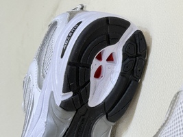 کتونی  زنانه نیو بالانس 530 رانینگ newbalance Running کد 333