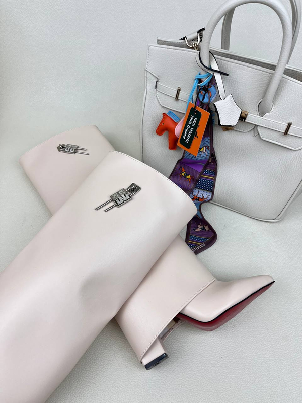 بوت زنانه پاشنه دار دامنی ژیوانشی GIVENCHY کد 1696 دختر طهرونی کد 675