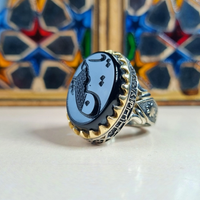 خرید انگشتر نقره روس عقیق مردانه با حکاکی گنبد و نام امام حسین ع رنگ ثابت 