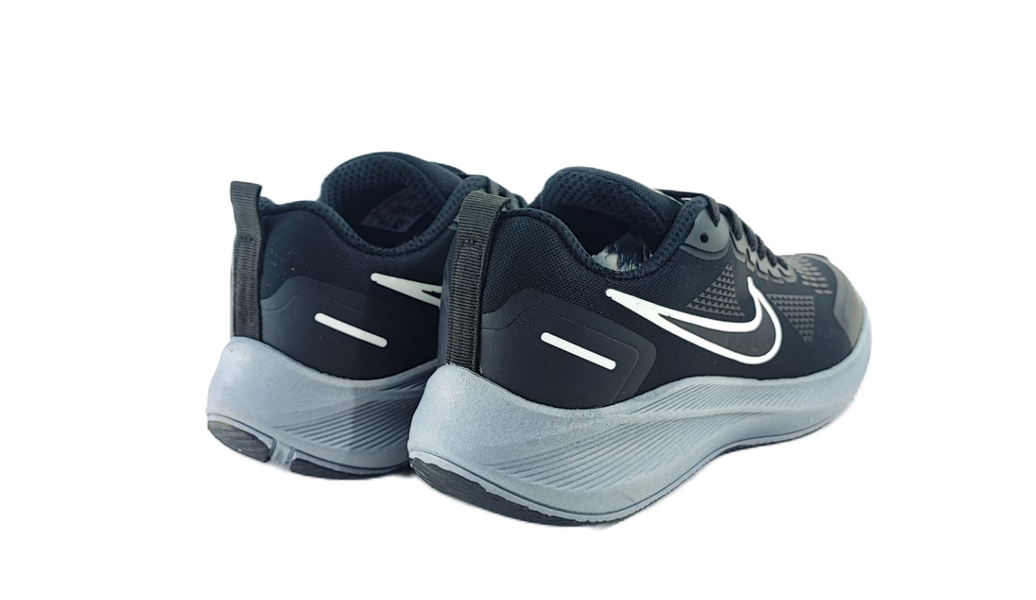 کفش اسپرت و رانینگ زنانه و پسرانه تمام وارداتی برند نایکی nike مدل nova مشکی