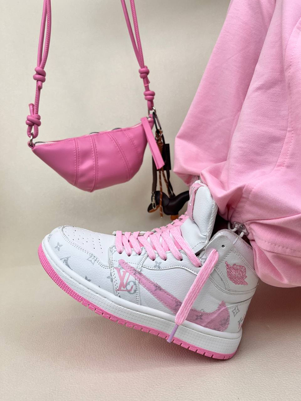 کتانی ونس ساقدار زنانه تراویس طرح لوی ویتون NIKE کد 1638