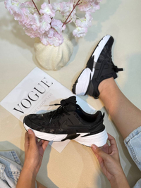 کتونی زنانه نایک  وی تو کی طرح گلدار   nike v2k Flowers Run Womans کد 1325