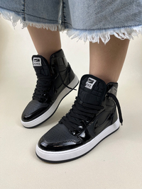 کتونی ساقدار زنانه نایک جردن 1 nike jordan1 کد 912