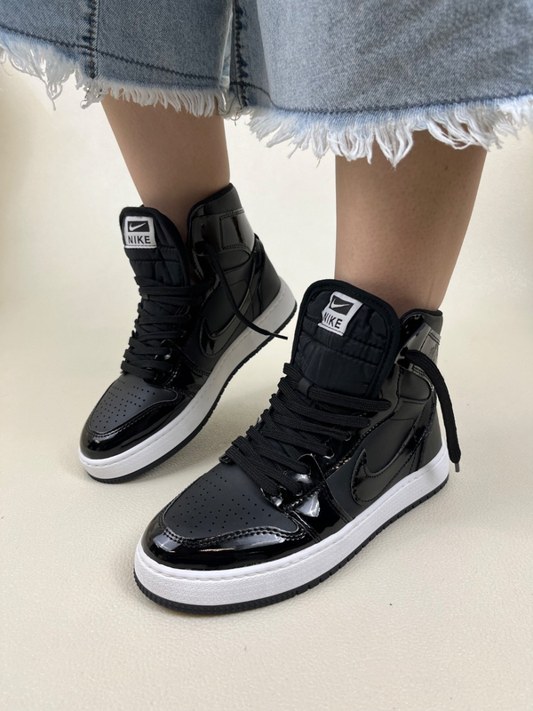 کتونی ساقدار زنانه نایک جردن 1 nike jordan1 کد 912
