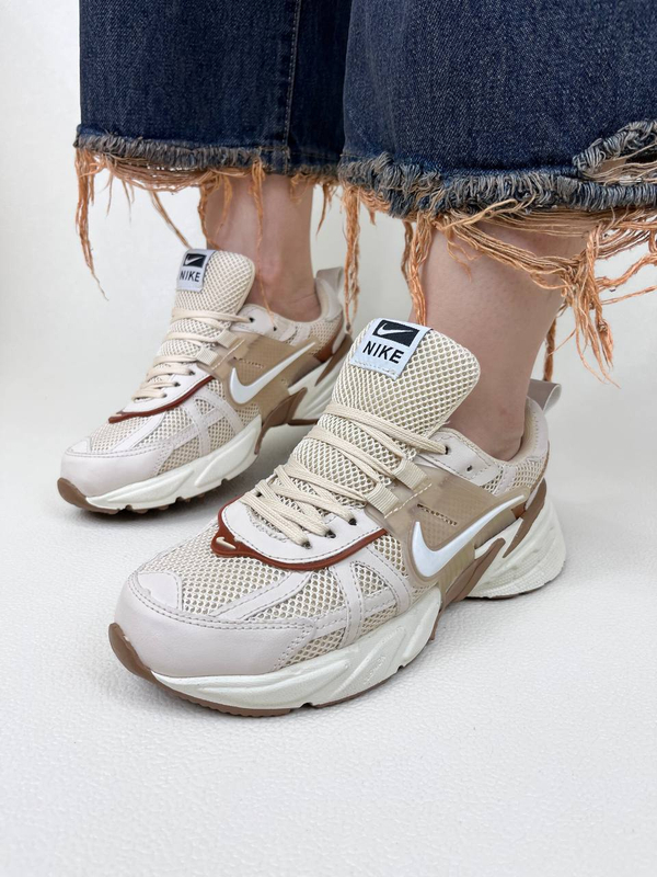 کتونی زنانه نایک وی تو کی nike V2K Run Womans کد 1144