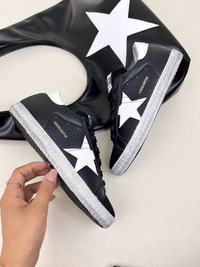 کتونی ونس زنانه گولدن گوس اس استار GOLDEN GOOSE SSTAR کد  1  1661