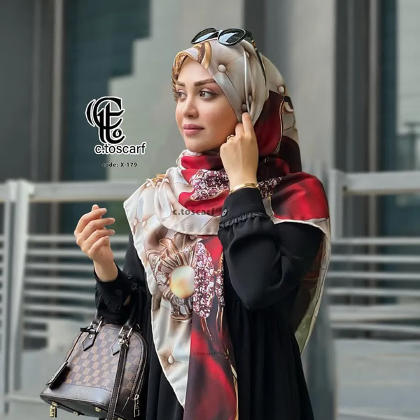 روسری نخی کاستوم طرح شقایق ابعاد 140x140 چرخ دوز
