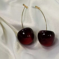 گوشواره گیلاسی