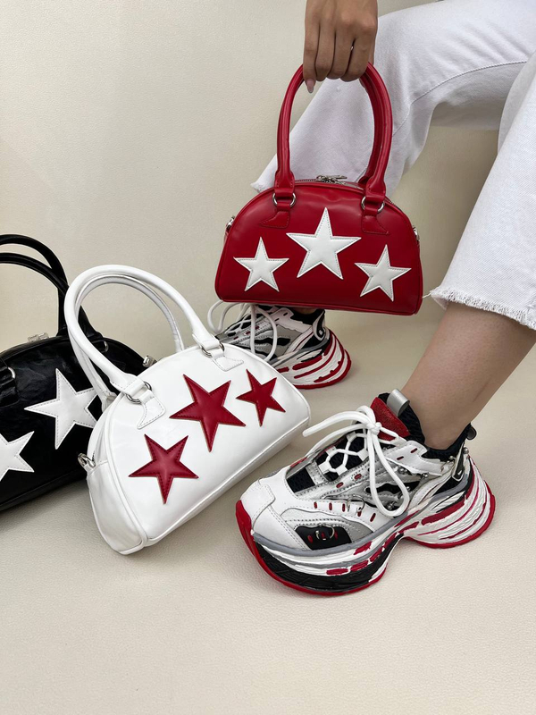 خرید  کتونی زنانه بالنسیاگا پرسینگ لژ دار  balenciaga 