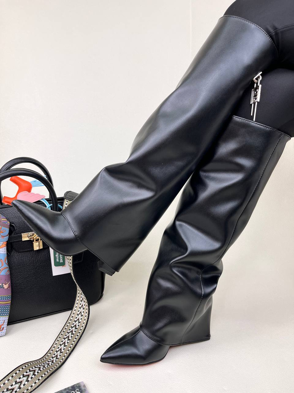 بوت زنانه پاشنه دار دامنی ژیوانشی GIVENCHY کد 1696 دختر طهرونی کد 675