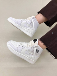 خرید کتونی ونس ساقدار زنانه نایکی استایل جردن وان NIKE JORDAN 1