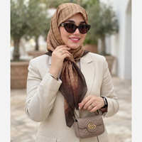 خرید روسری نخ کاستوم طرح گوچی حاشیه قهوه ای زمینه نسکافه ای سایز بزرگ 