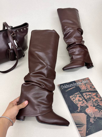 بوت زنانه پاشنه دار کاوری چروک ژیوانشی GIVENCHY کد 1748 دختر طهرونی