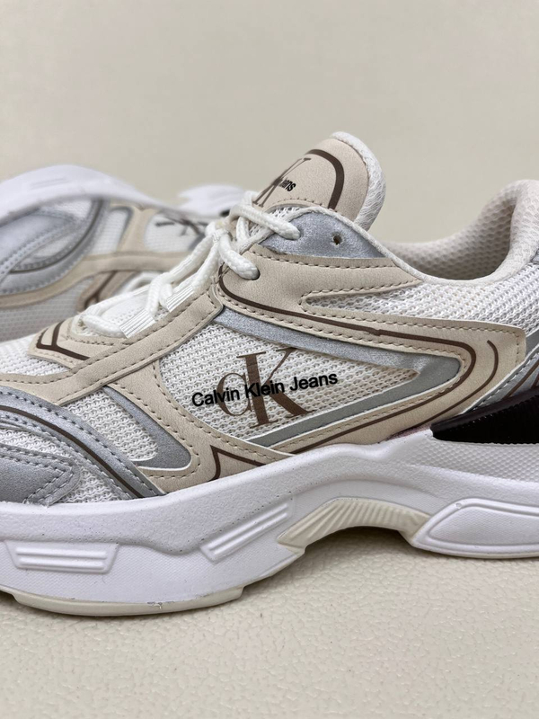 کتونی زنانه رانینگ کلوین کلاین Calvin Klein کد 1560