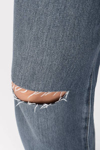 شلوار جین زنانه نیم بگ طوسی آبی تیره دبل زاپ جک پات ریزشی رویال